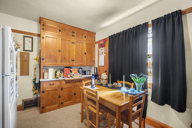 2923 College AVENUE, Milwaukee, WI 53221