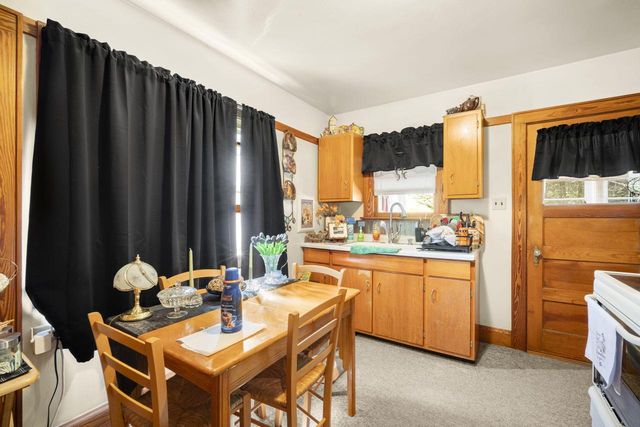 2923 College AVENUE, Milwaukee, WI 53221