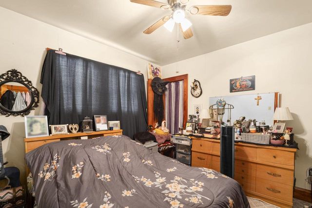 2923 College AVENUE, Milwaukee, WI 53221