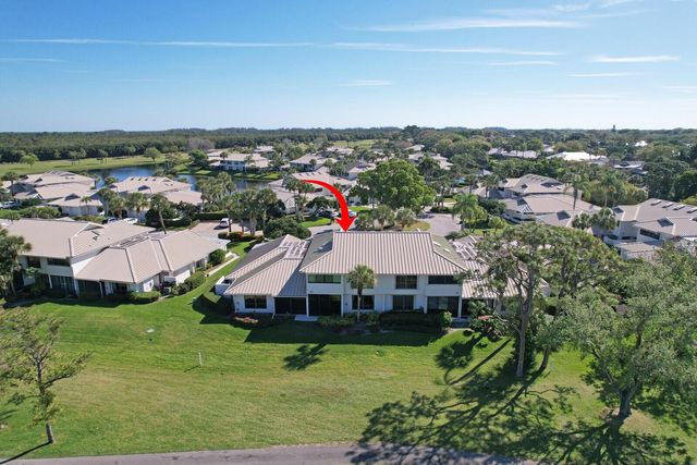 5661 SE Foxcross Place, Stuart, FL 34997