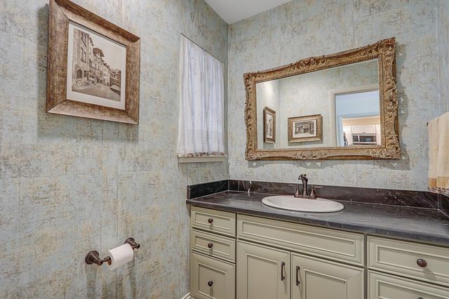 5661 SE Foxcross Place, Stuart, FL 34997