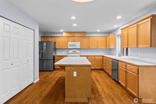 3901 Cooper Crest Drive NW, Olympia, WA 98502