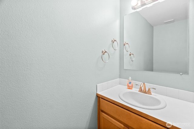 3901 Cooper Crest Drive NW, Olympia, WA 98502