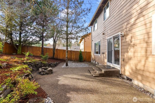 3901 Cooper Crest Drive NW, Olympia, WA 98502