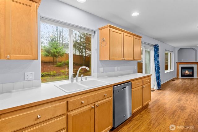 3901 Cooper Crest Drive NW, Olympia, WA 98502