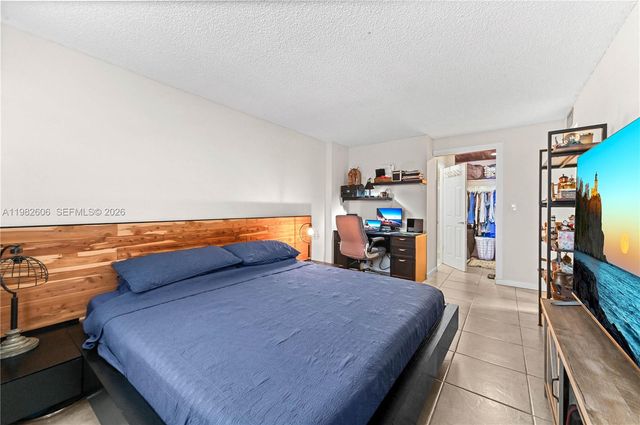 2761 Taft St 110, Hollywood, FL 33020