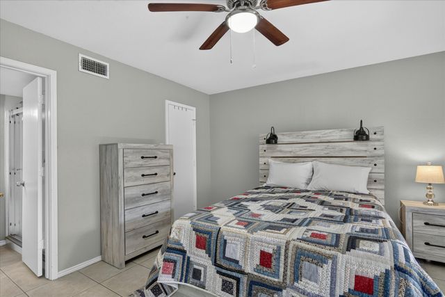 4 Cedar Lane, Bedford, TX 76021