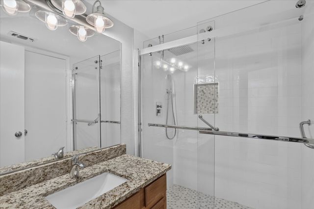 4 Cedar Lane, Bedford, TX 76021