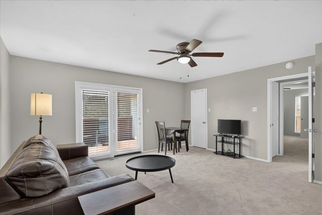 4 Cedar Lane, Bedford, TX 76021