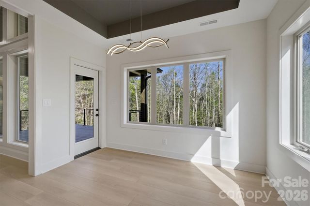173 Waters Edge Drive, Nebo, NC 28761