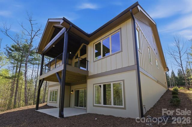 173 Waters Edge Drive, Nebo, NC 28761