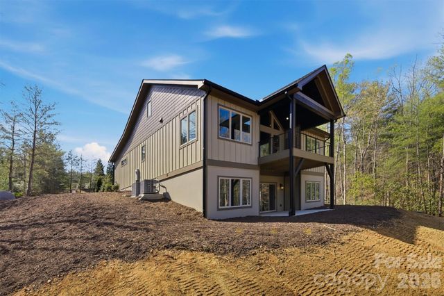 173 Waters Edge Drive, Nebo, NC 28761