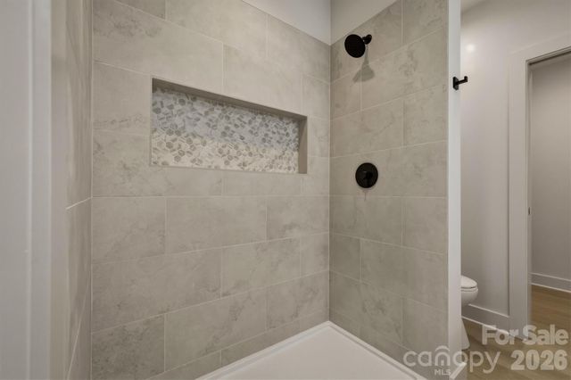 173 Waters Edge Drive, Nebo, NC 28761