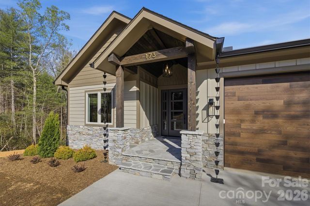 173 Waters Edge Drive, Nebo, NC 28761