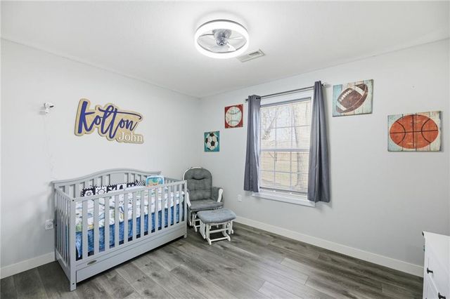 218 Hillside Drive, Baldwin City, KS 66006