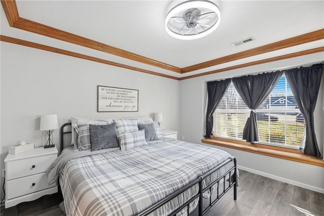 218 Hillside Drive, Baldwin City, KS 66006