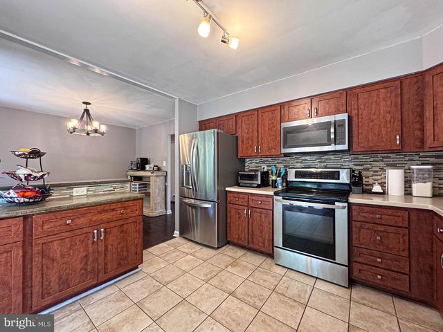 3637 WOODLEY RD, Waldorf, MD 20601