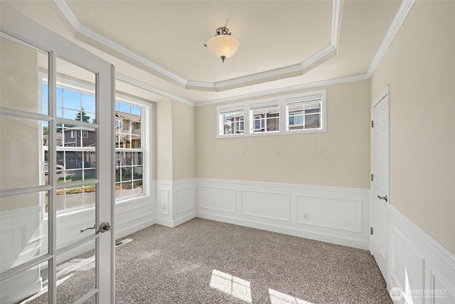 4129 NE 9th Place, Renton, WA 98059