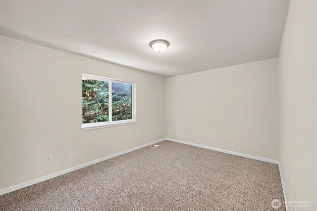 4129 NE 9th Place, Renton, WA 98059