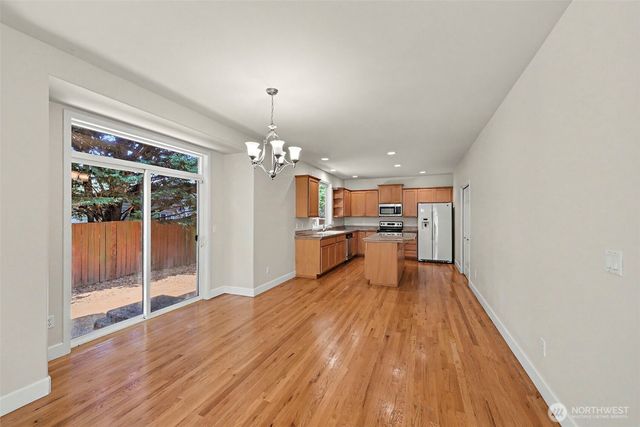 4129 NE 9th Place, Renton, WA 98059