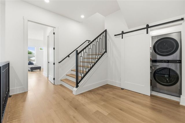 529 SW 5th Street, Bentonville, AR 72712