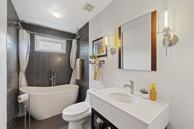 3924 N SUNDERLAND Ct, Spokane Valley, WA 99206