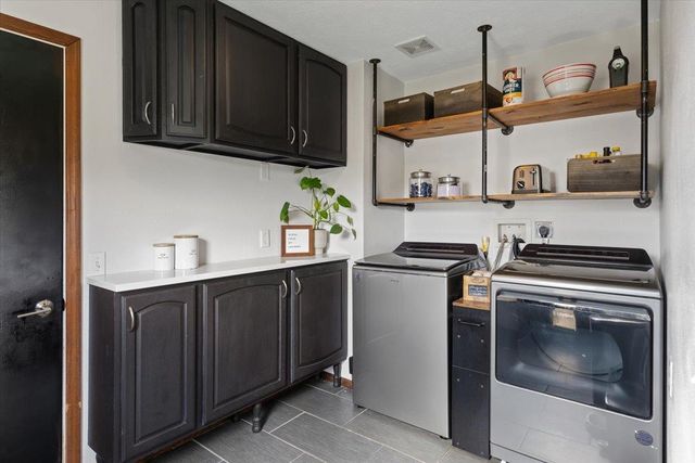 3924 N SUNDERLAND Ct, Spokane Valley, WA 99206