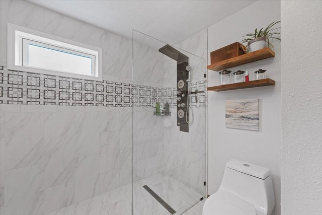 3924 N SUNDERLAND Ct, Spokane Valley, WA 99206