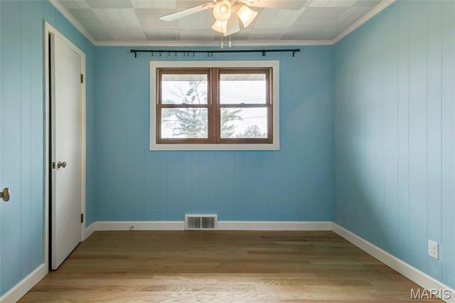 17370 Old Jamestown Road, Florissant, MO 63034