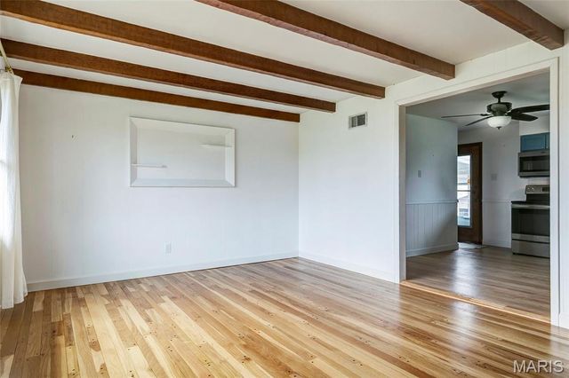 17370 Old Jamestown Road, Florissant, MO 63034