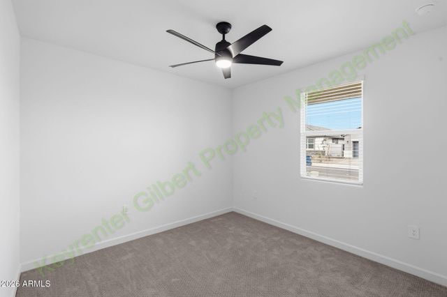 2925 W SIMONE Avenue, Apache Junction, AZ 85120