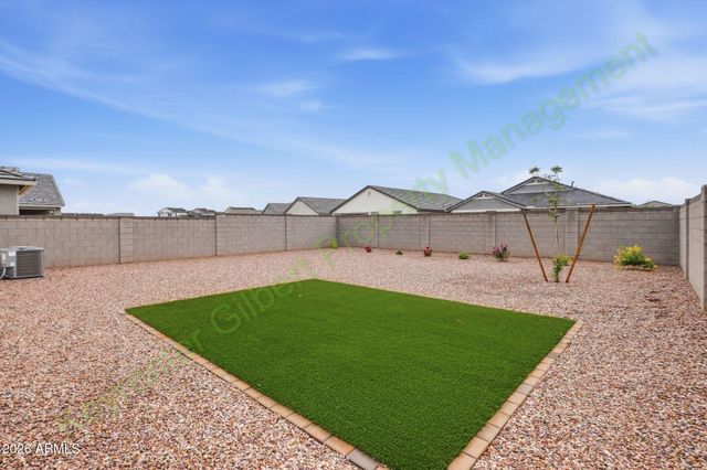 2925 W SIMONE Avenue, Apache Junction, AZ 85120