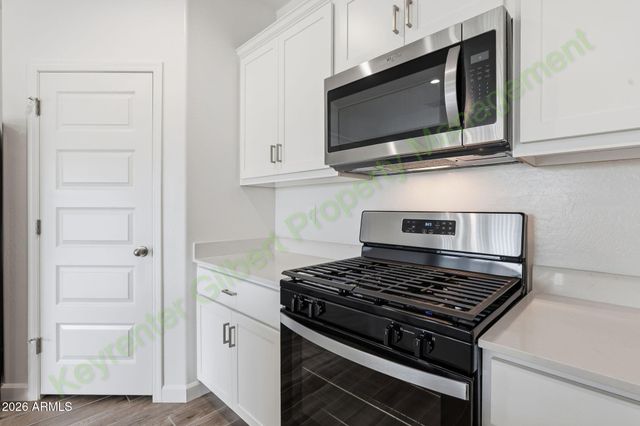 2925 W SIMONE Avenue, Apache Junction, AZ 85120