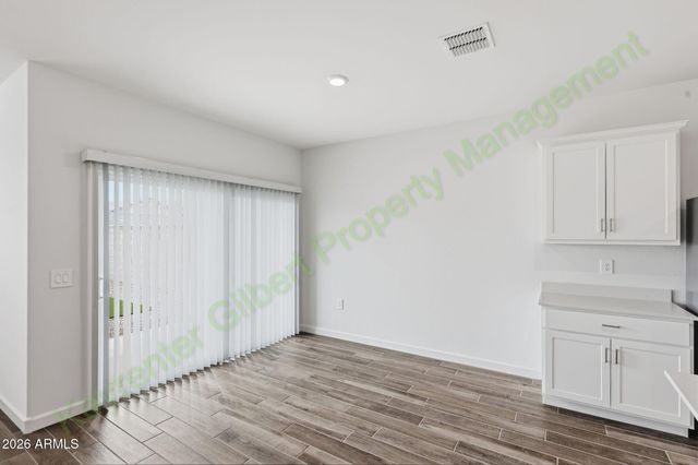 2925 W SIMONE Avenue, Apache Junction, AZ 85120