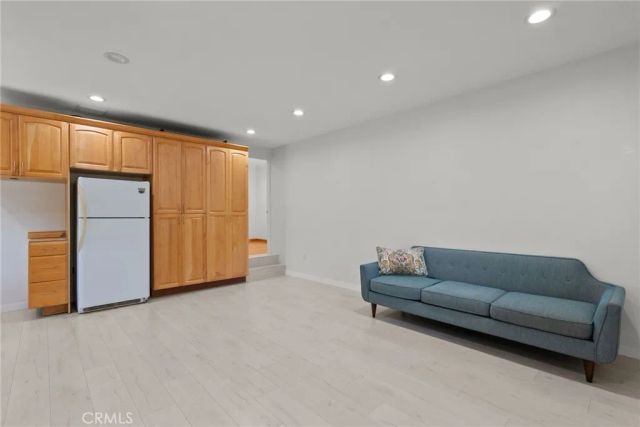 7815 Allott Avenue, Panorama City, CA 91402