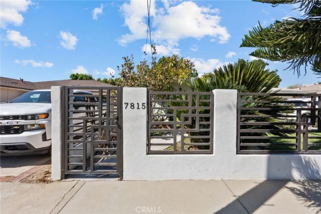 7815 Allott Avenue, Panorama City, CA 91402