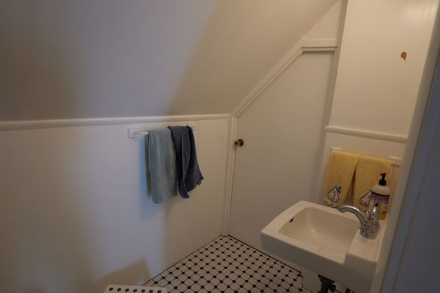 65 Rogers Ave 2, Somerville, MA 02144