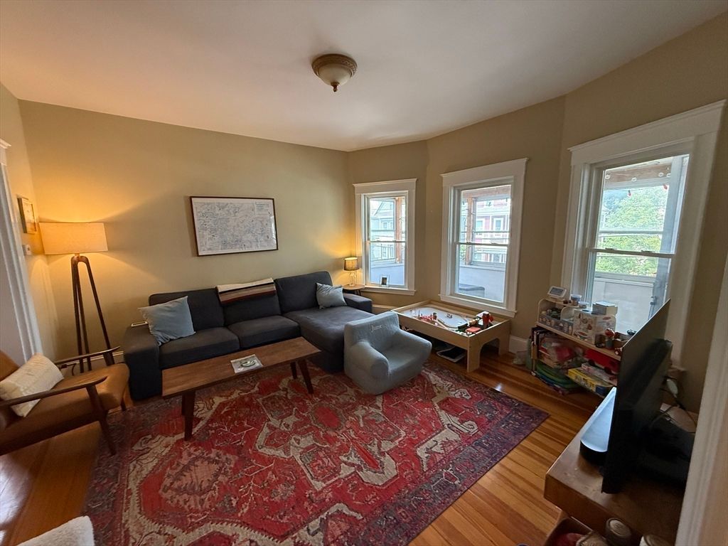 65 Rogers Ave 2, Somerville, MA 02144