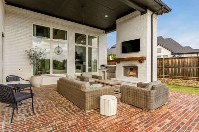 1600 Sterling Drive, Celina, TX 75009