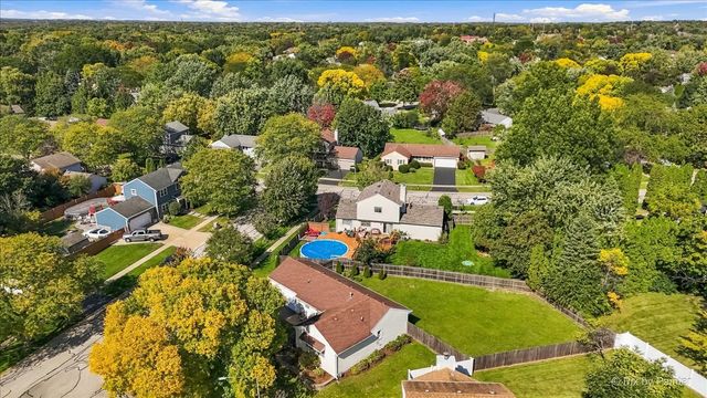 1744 Bucknell Court, Naperville, IL 60565