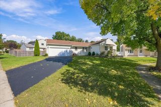 1744 Bucknell Court, Naperville, IL 60565