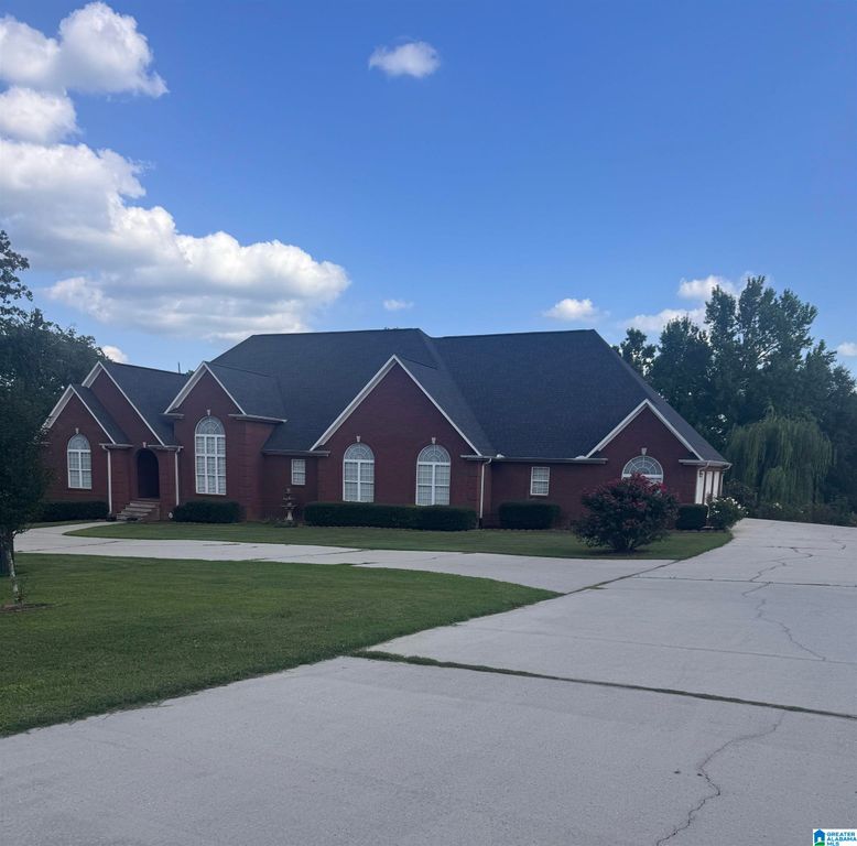 345 SHEILA LANE, Clanton, AL 35045