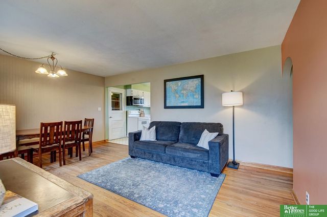 4542 Vinton Street, Omaha, NE 68106
