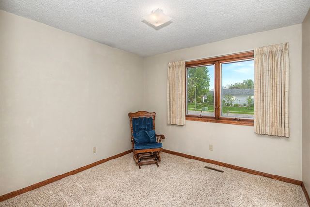 2126 Buchanan Drive, Ames, IA 50010