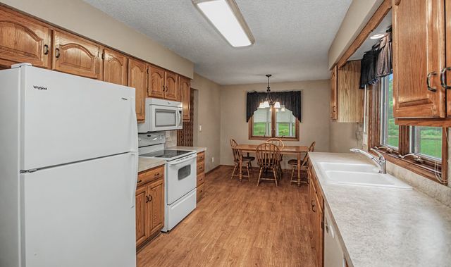 2126 Buchanan Drive, Ames, IA 50010