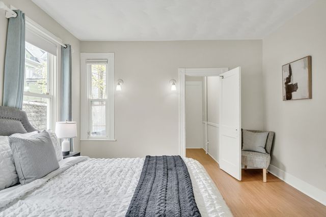 44 Albion St A, Somerville, MA 02143