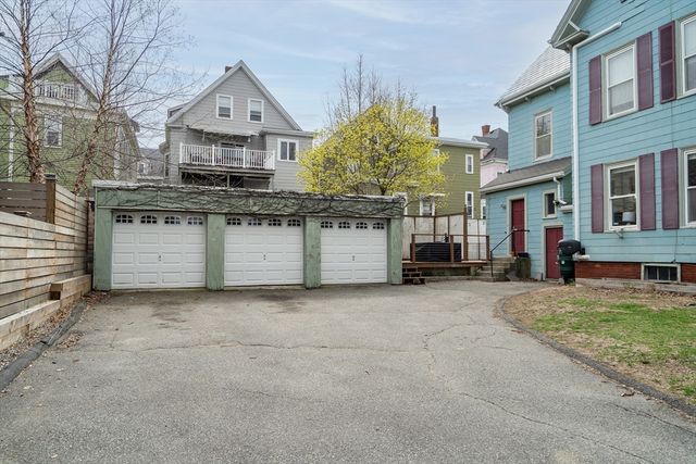 44 Albion St A, Somerville, MA 02143