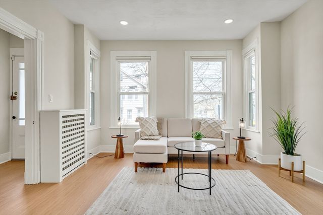 44 Albion St A, Somerville, MA 02143