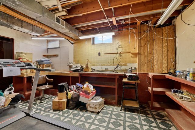 1641 Avon STREET, La Crosse, WI 54603