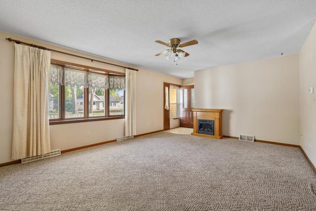 1641 Avon STREET, La Crosse, WI 54603